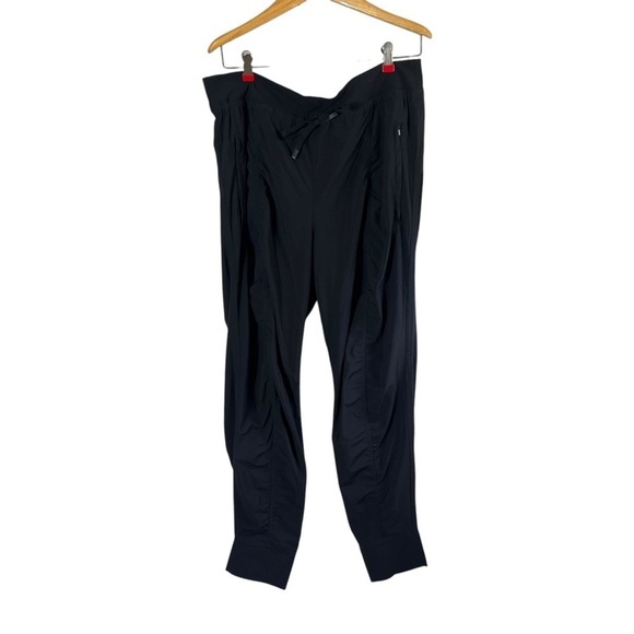 ATHLETA Attitude High Rise Ruched Jogger Pant s/988416-00 - Picture 3 of 11